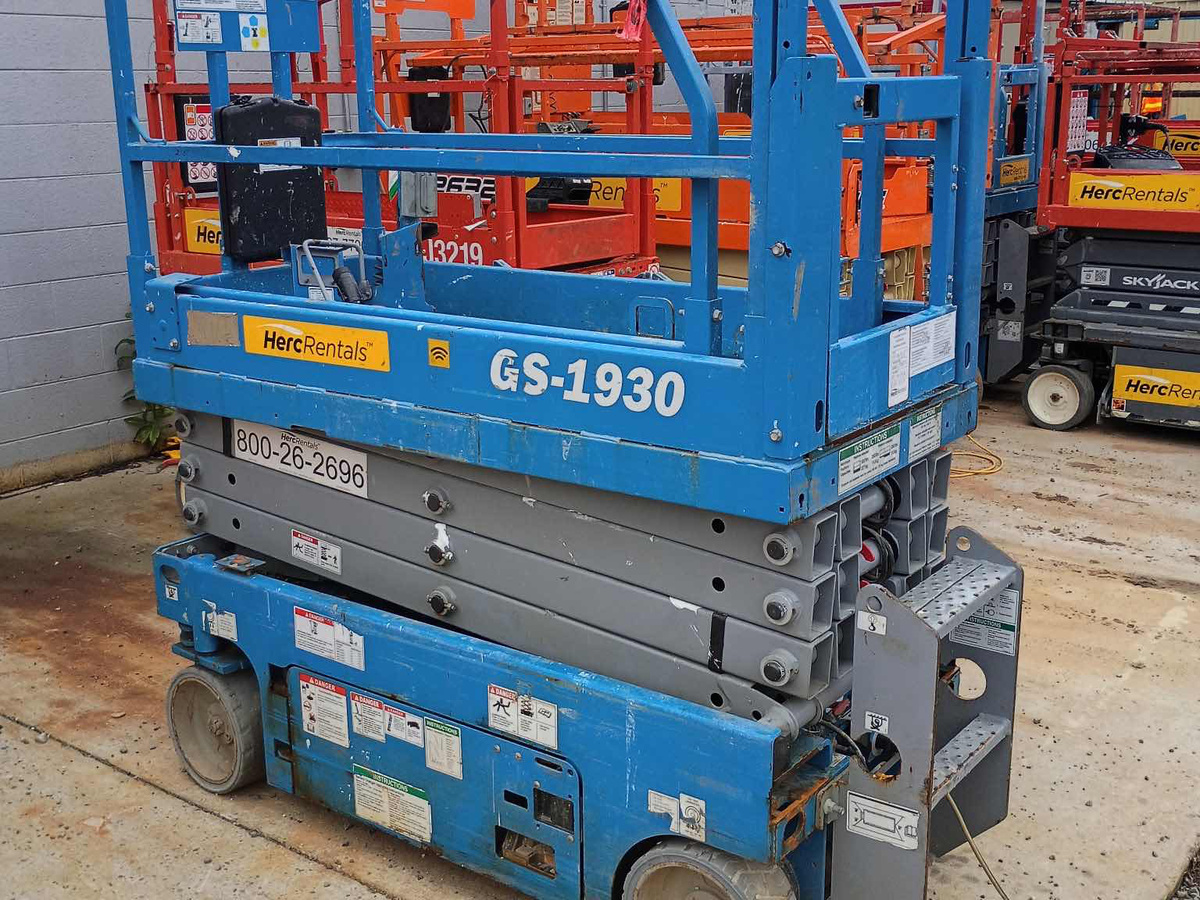 2019 Genie GS-1930