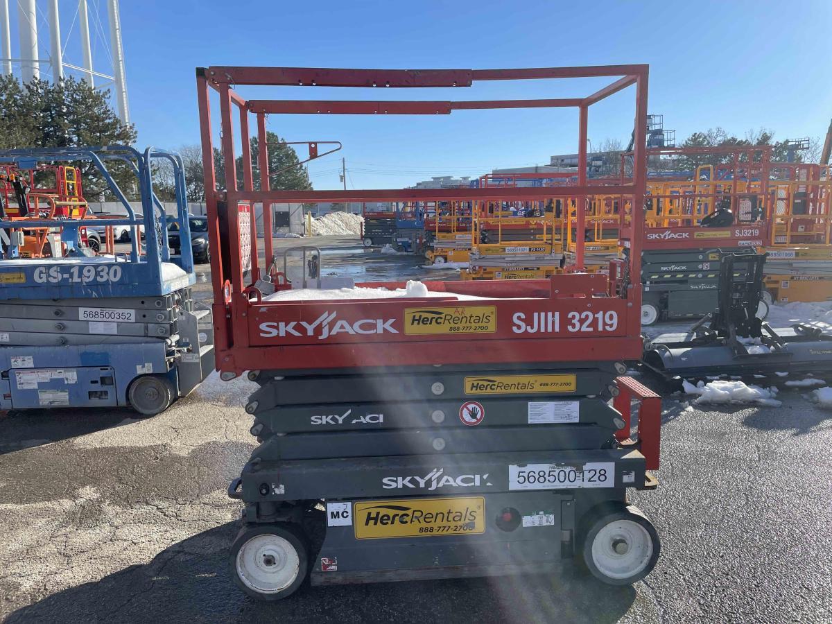 2018 Skyjack SJ3219