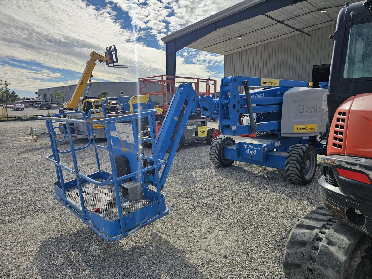 2018 Genie Z-45/25J RT-2