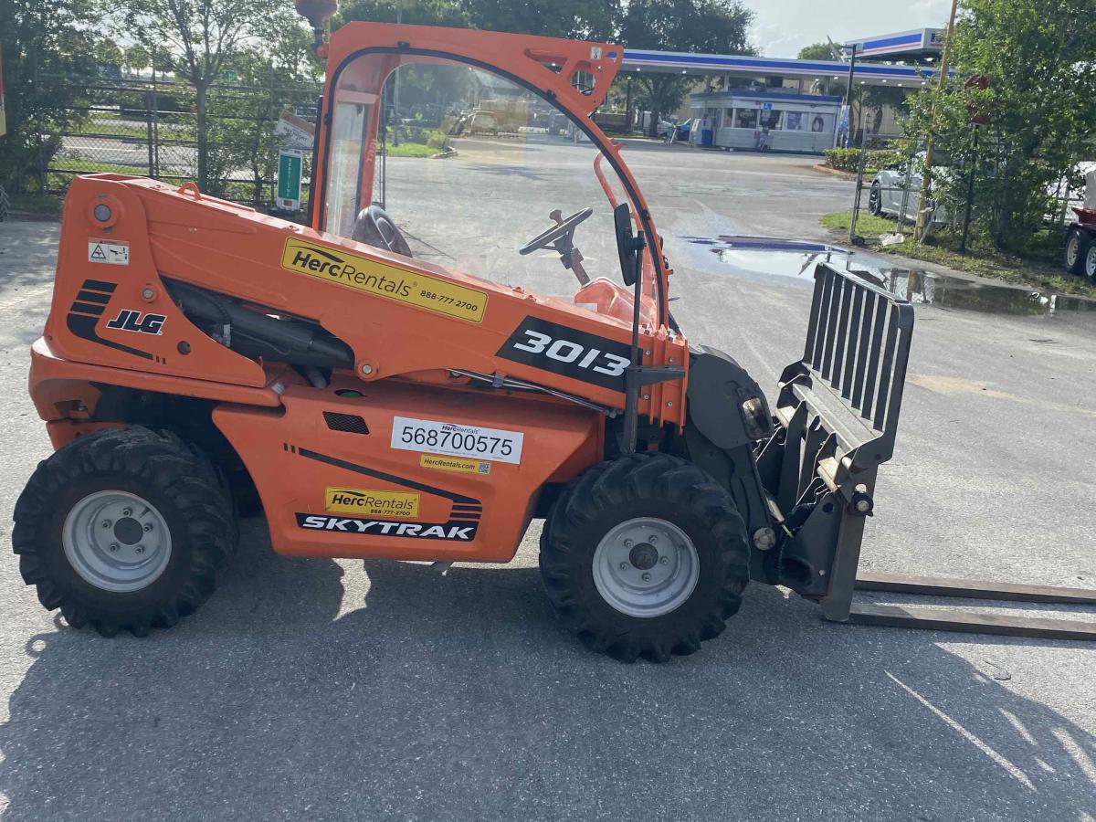 2020 SkyTrak 3013-2