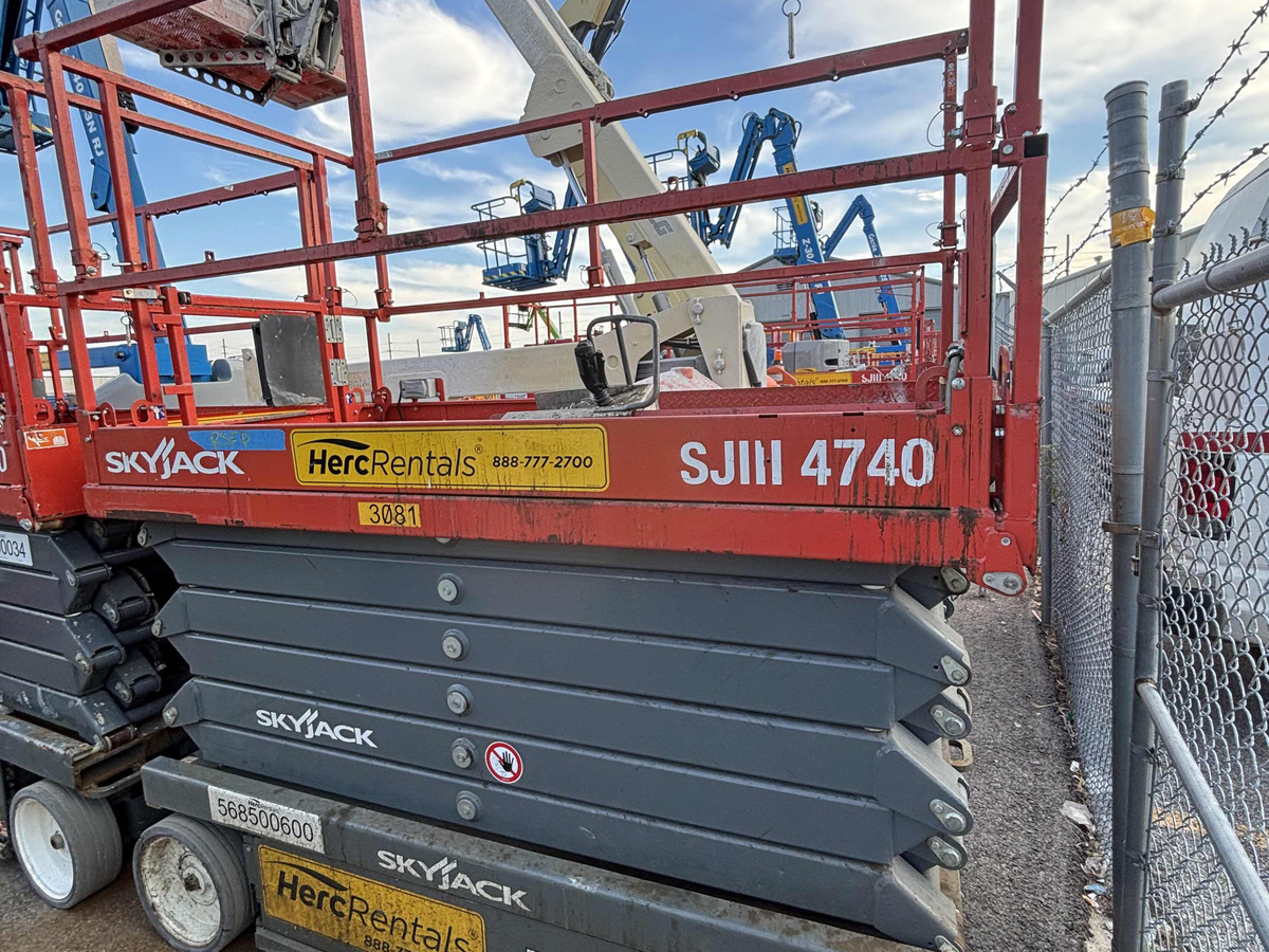 2019 Skyjack SJ4740-2