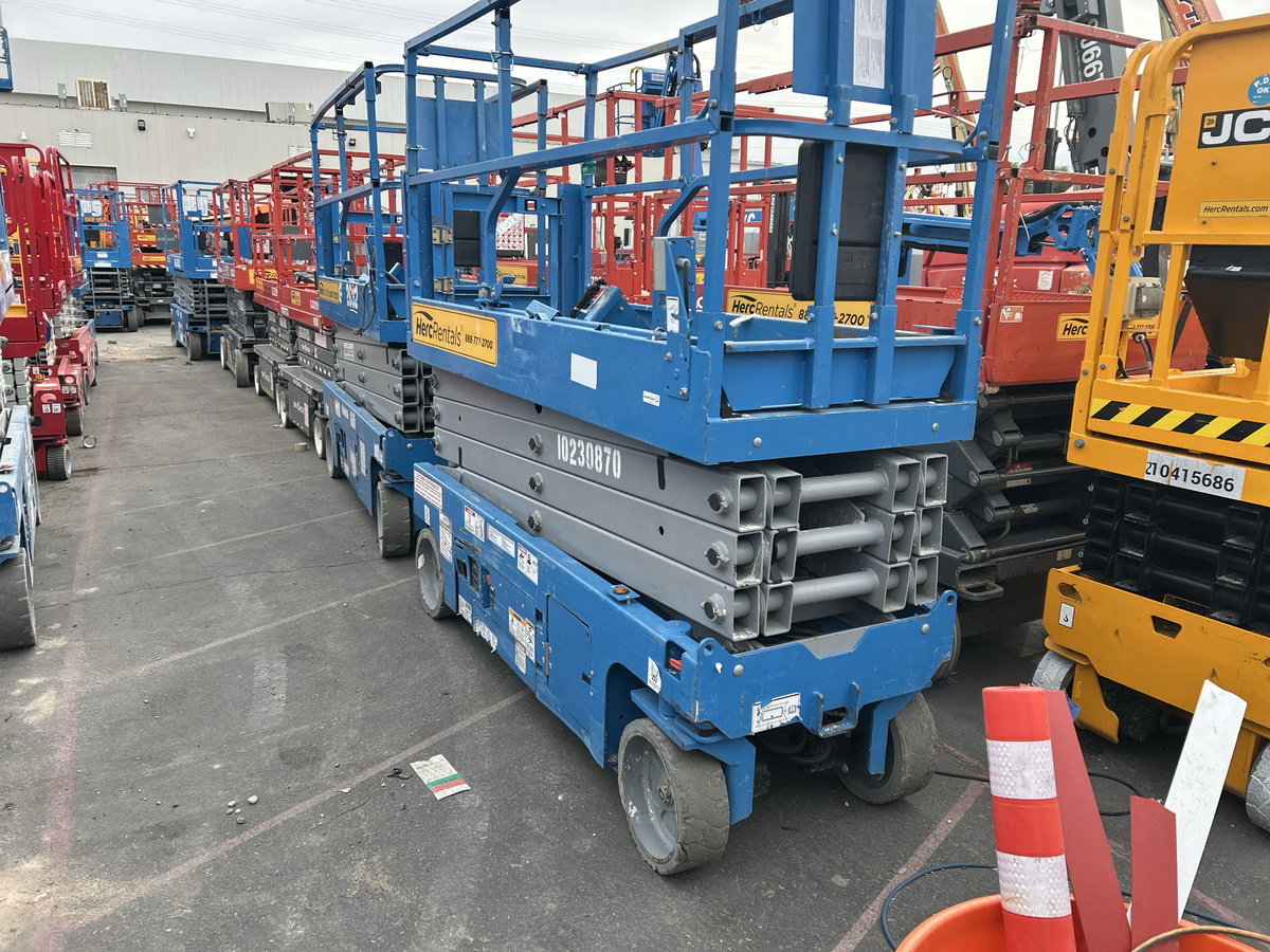 2017 Genie GS-2632-5