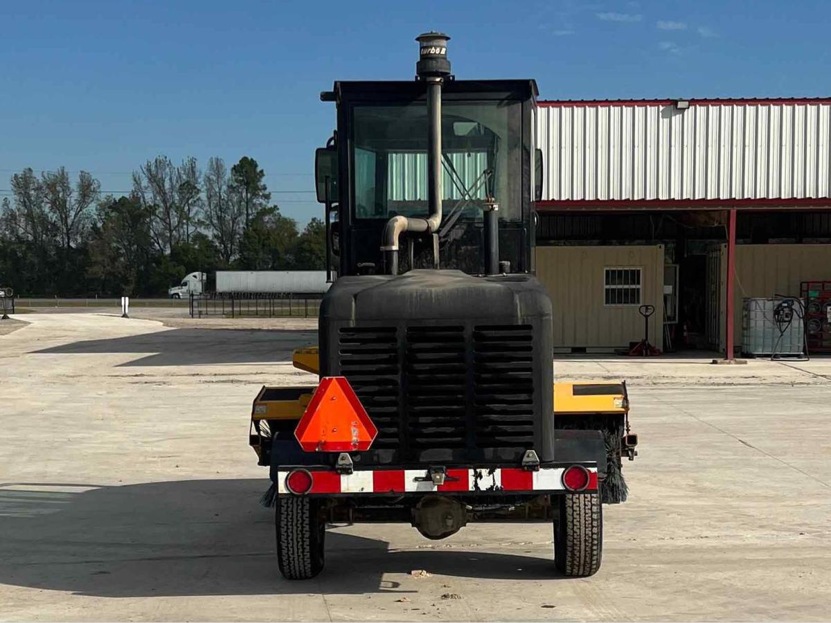 2018 LayMor SweepMaster 450-ST