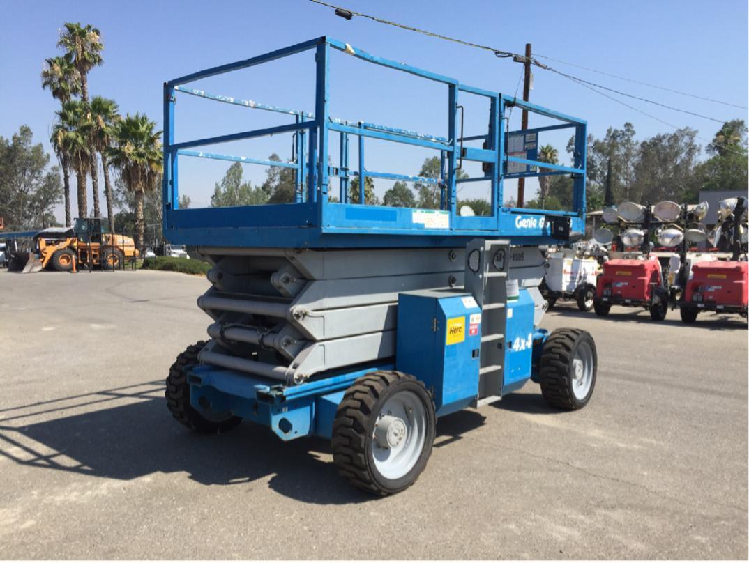 2007-genie-gs-4390-rt-rough-terrain-scissor-lift-fleetup