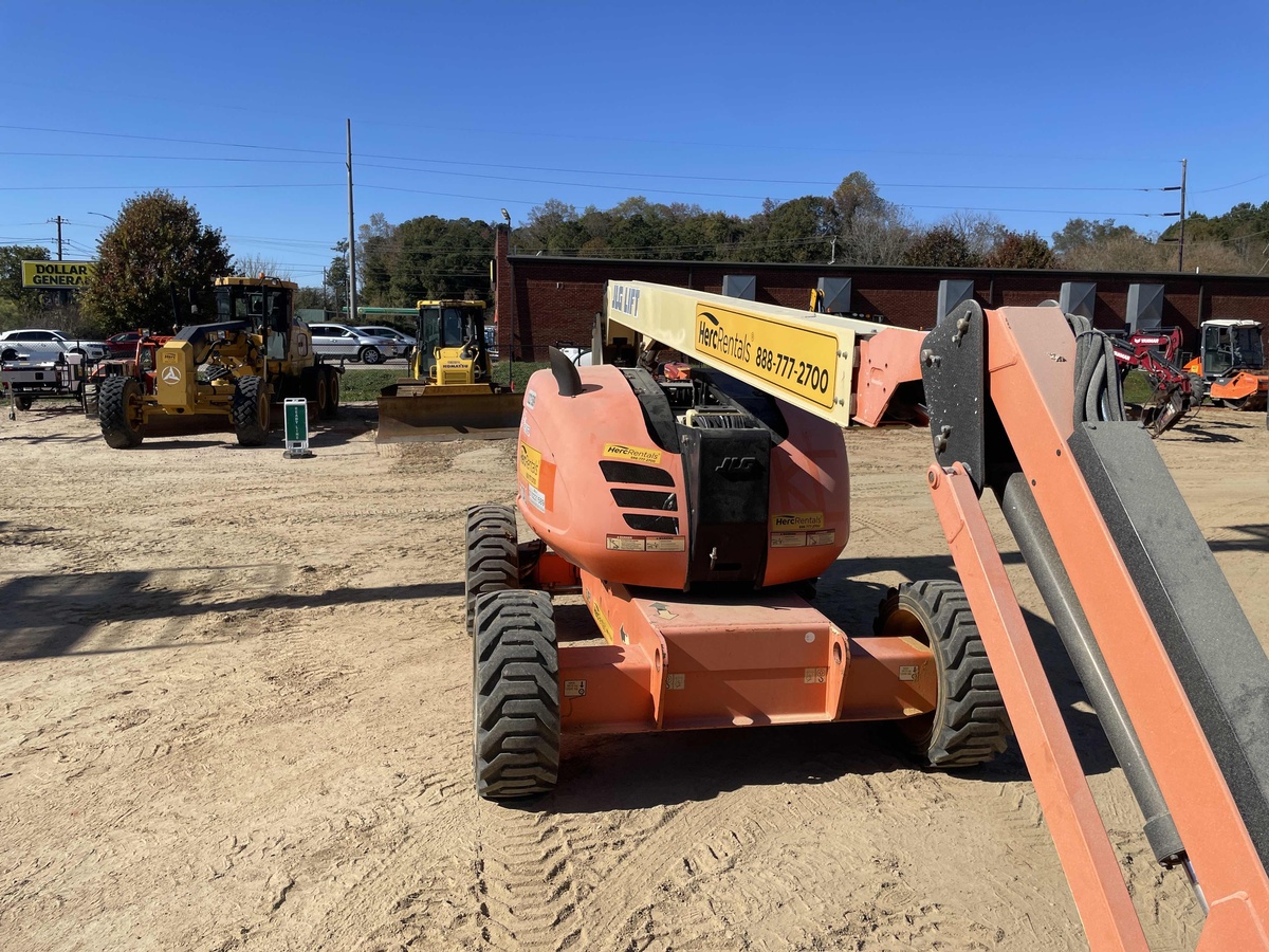 2017 JLG 600AJ-14