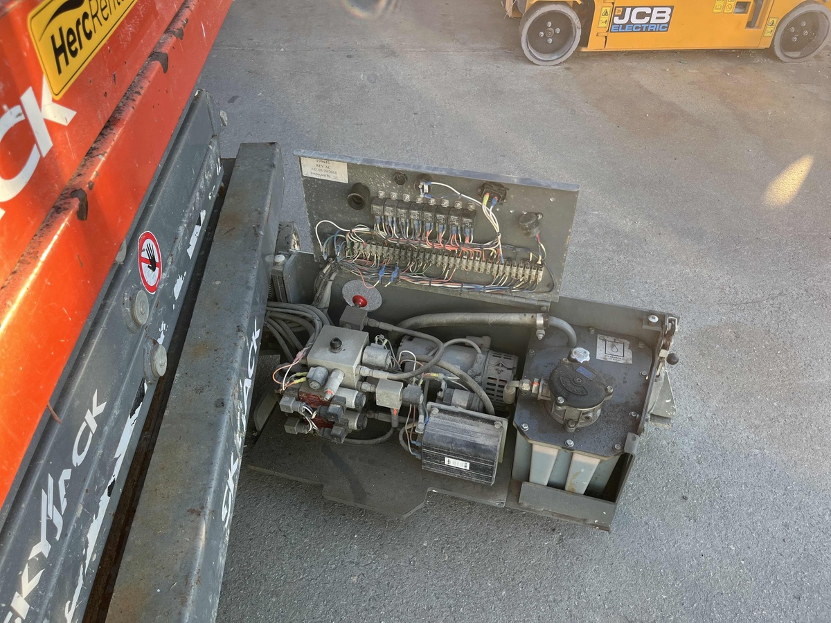 2018 Skyjack SJ3219-8