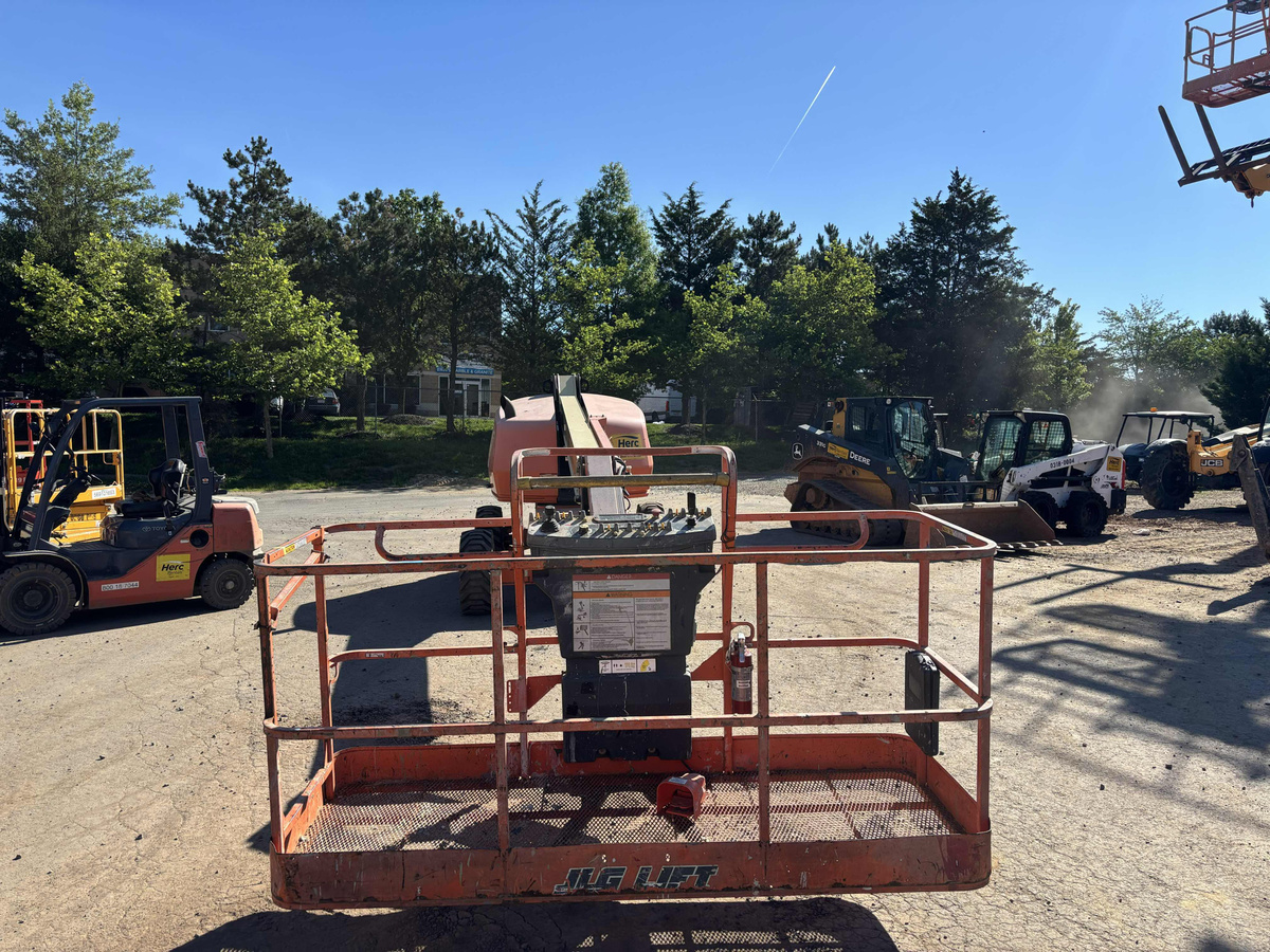 2018 JLG 460SJ-4