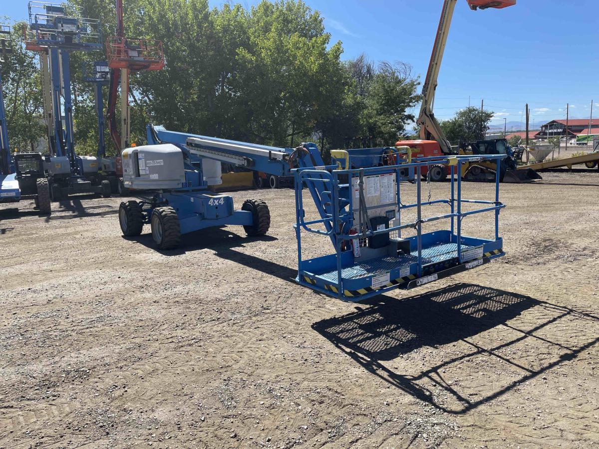 2019 Genie S-45