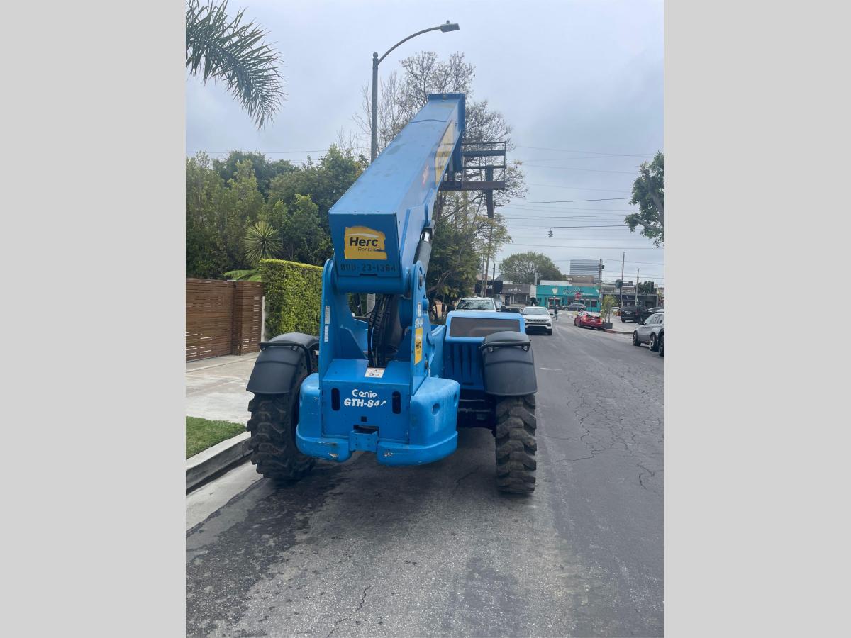 2018 Genie GTH 844