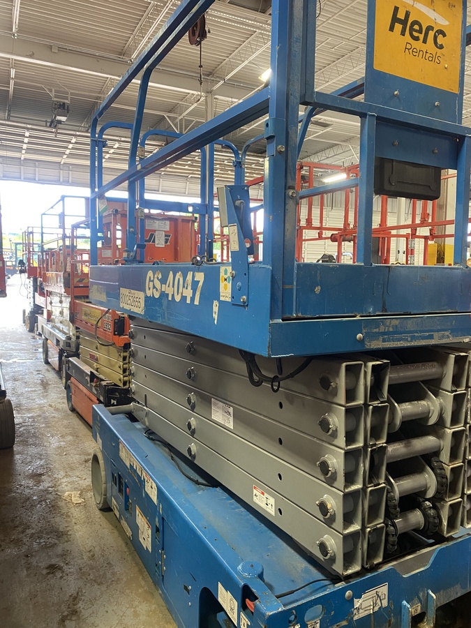 2019 Genie GS-4047-2