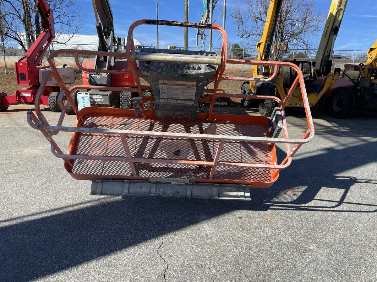 2018 JLG 860SJ-5
