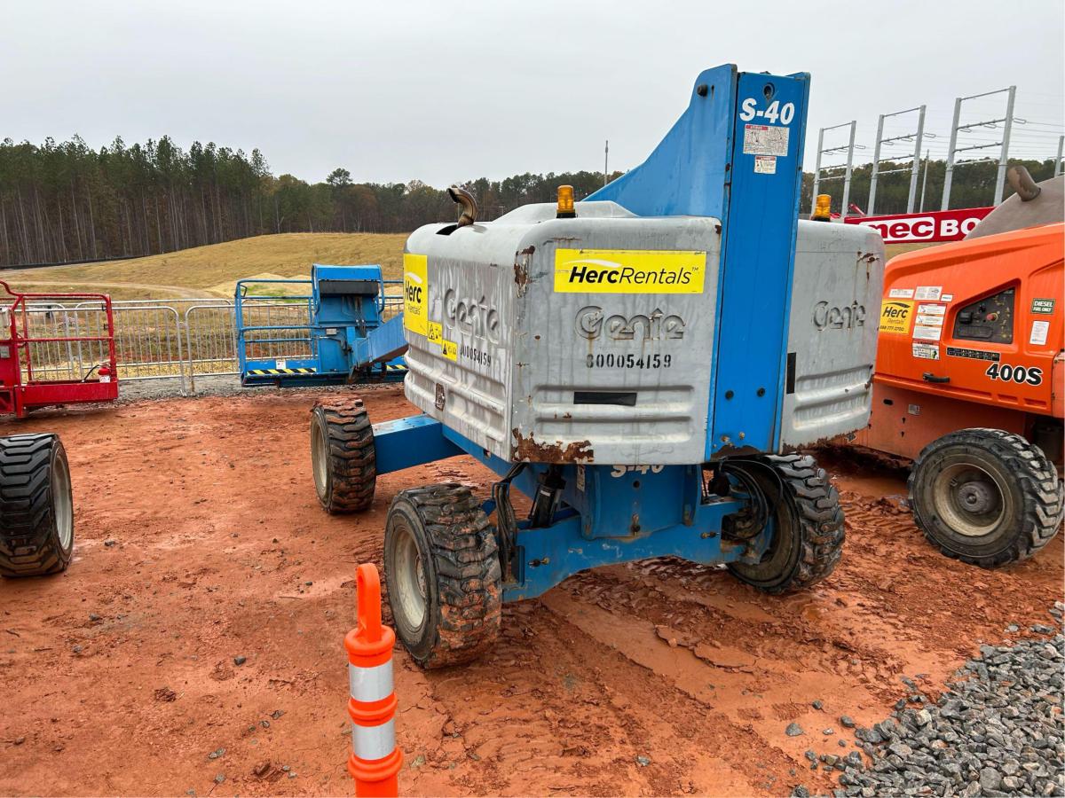 2015 Genie S-40