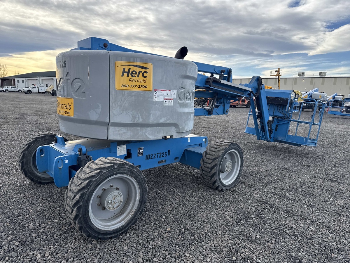 2017 Genie Z-45/25 RT