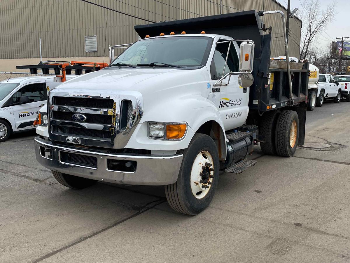 2012 Ford F750