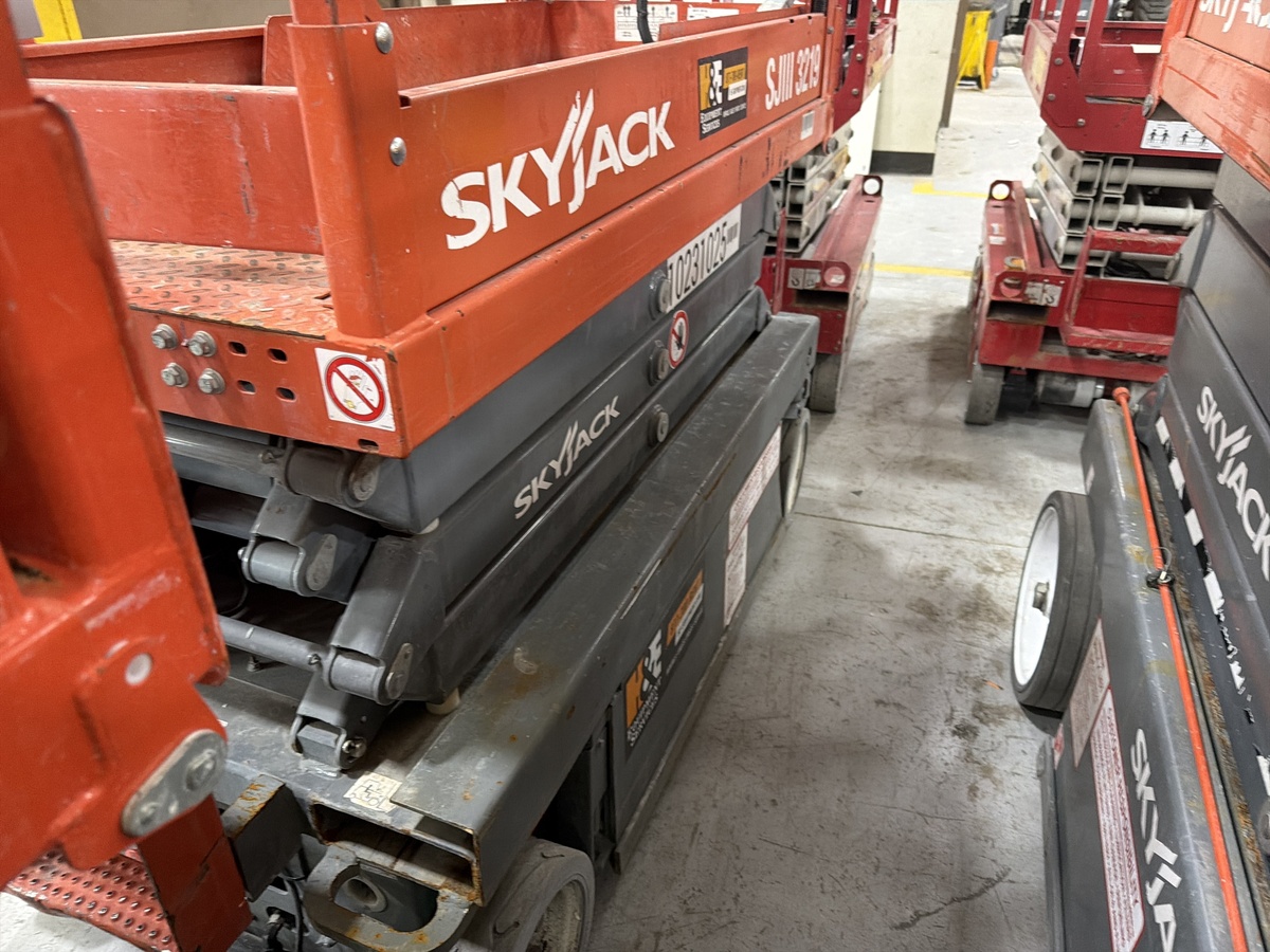 2017 Skyjack SJ3219-4
