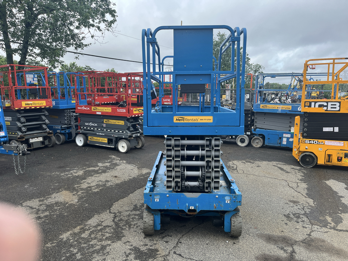 2019 Genie GS-4047-2