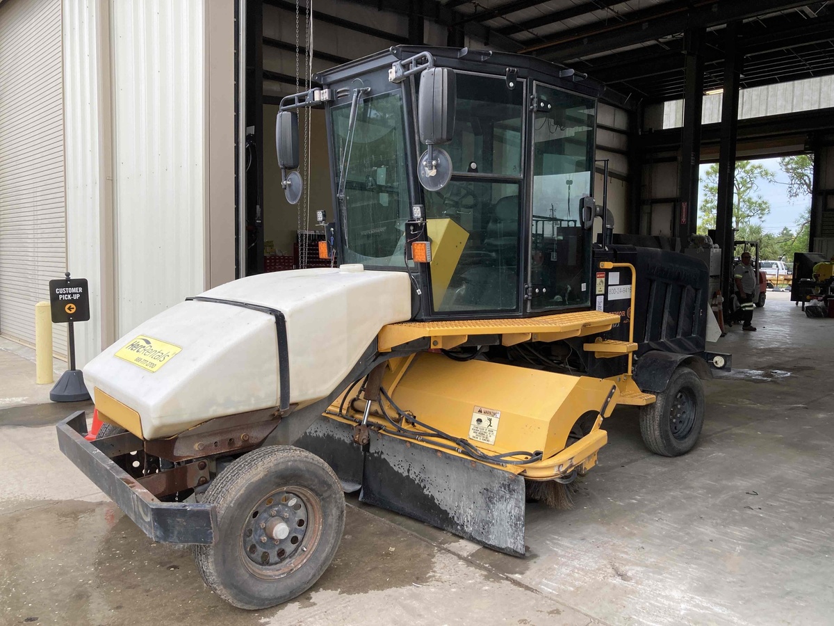 2019 LayMor SweepMaster 450-ST