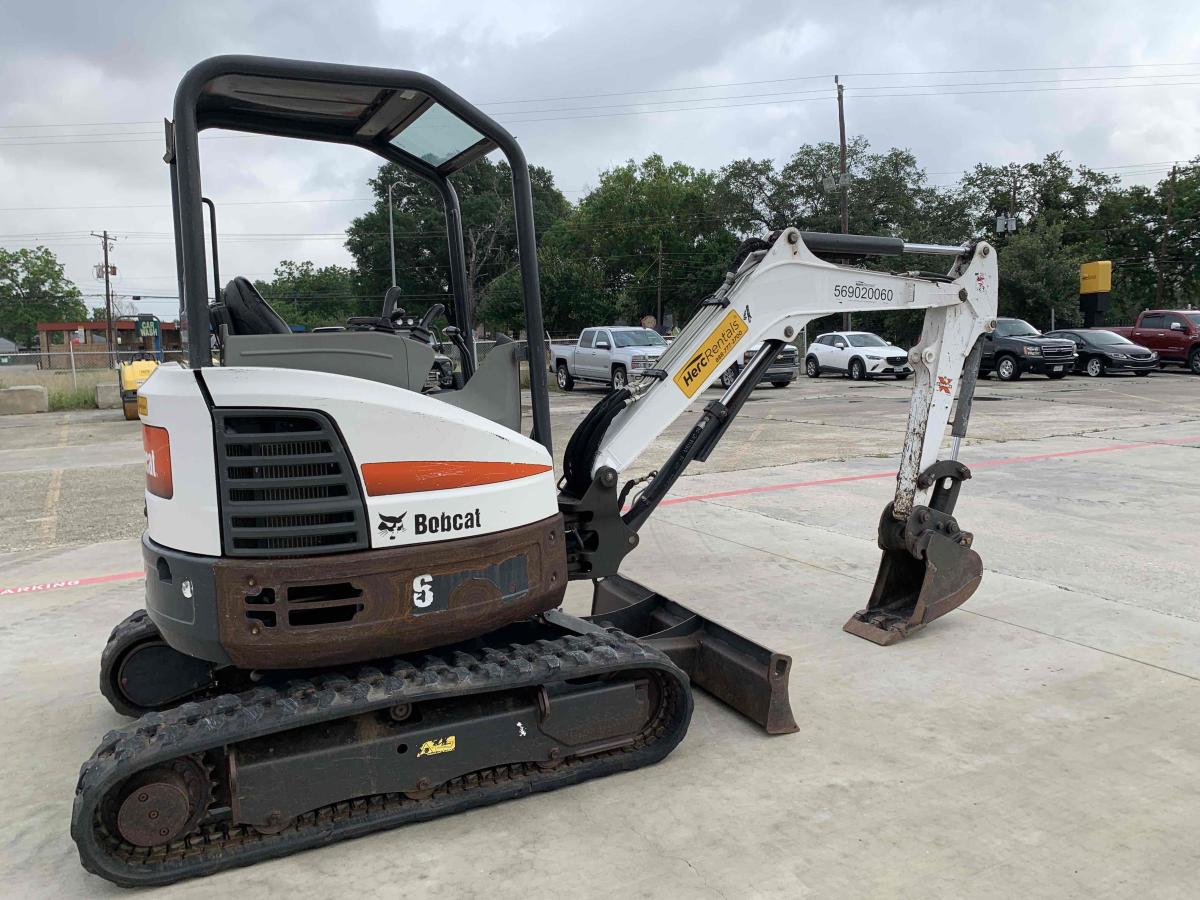 2019 Bobcat E26