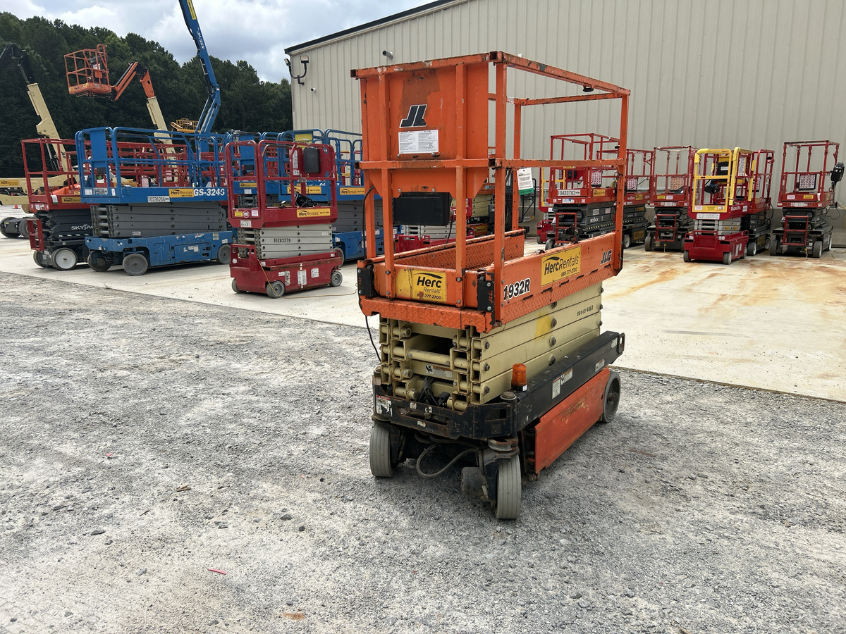 2018 JLG 1932R-6