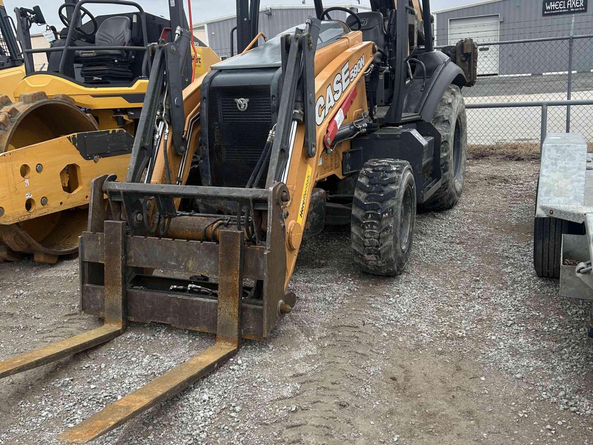 2019 Case 580N