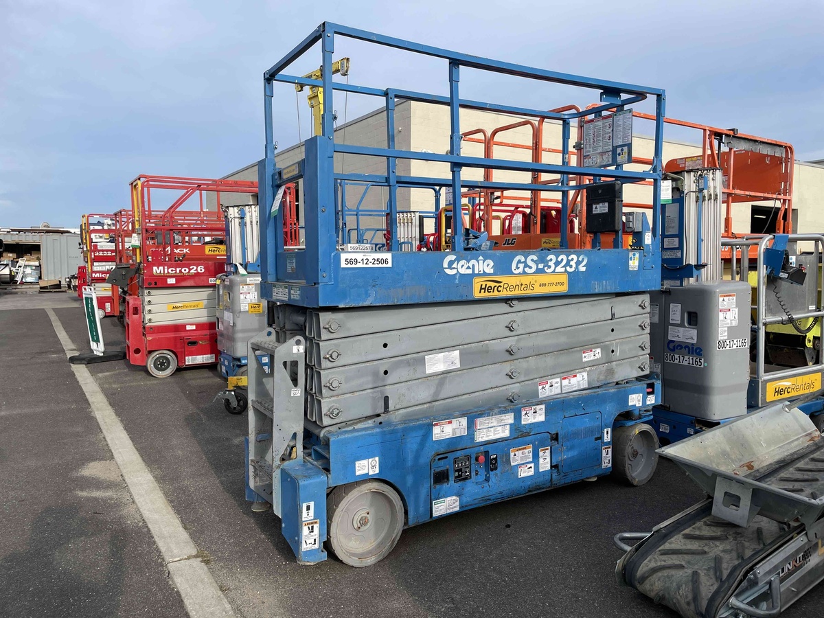 2013 Genie GS-3232-1