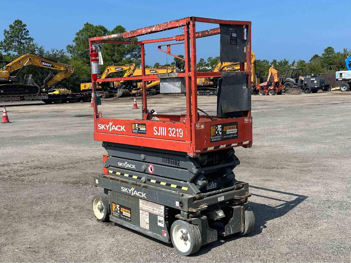 2016 Skyjack SJ3219