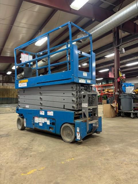 2017 Genie GS-3232-2