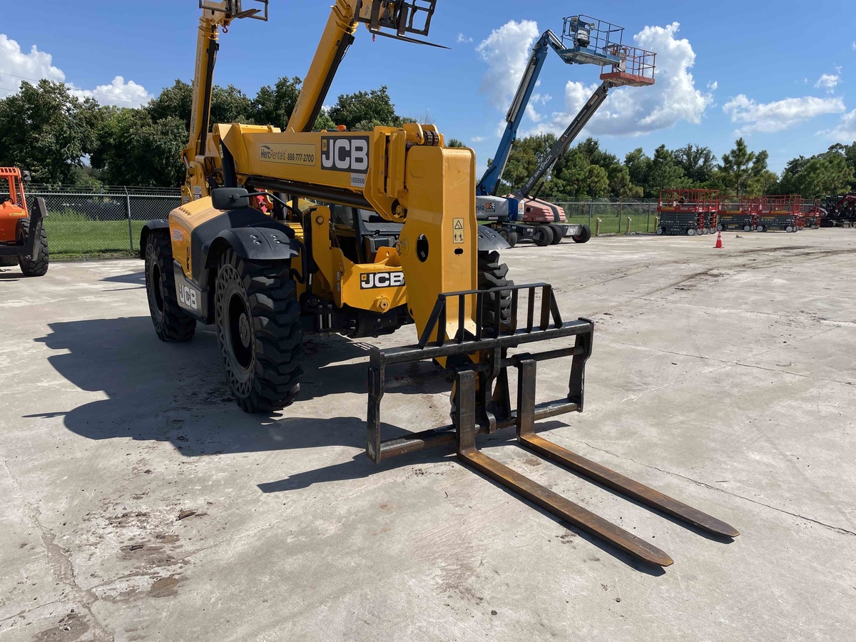 2022 JCB 509-42-2