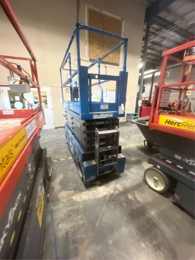 2018 Genie GS-3232-3
