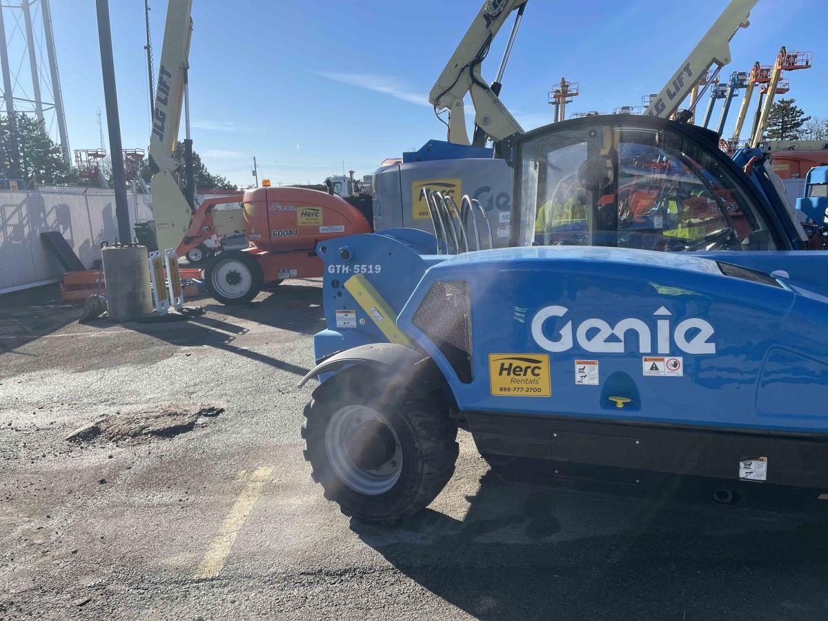 2018 Genie GTH-5519