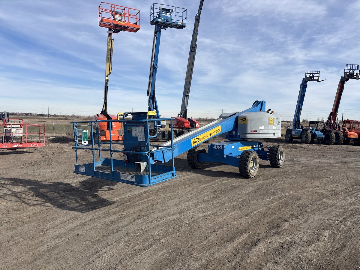2017 Genie S-40