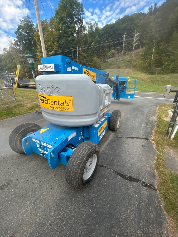 2018 Genie Z-45/25-2
