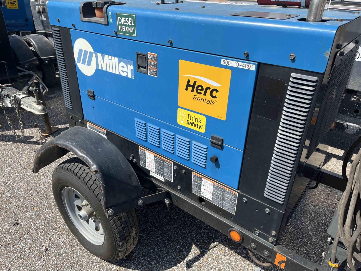 2018 Miller Big Blue 400 Pro