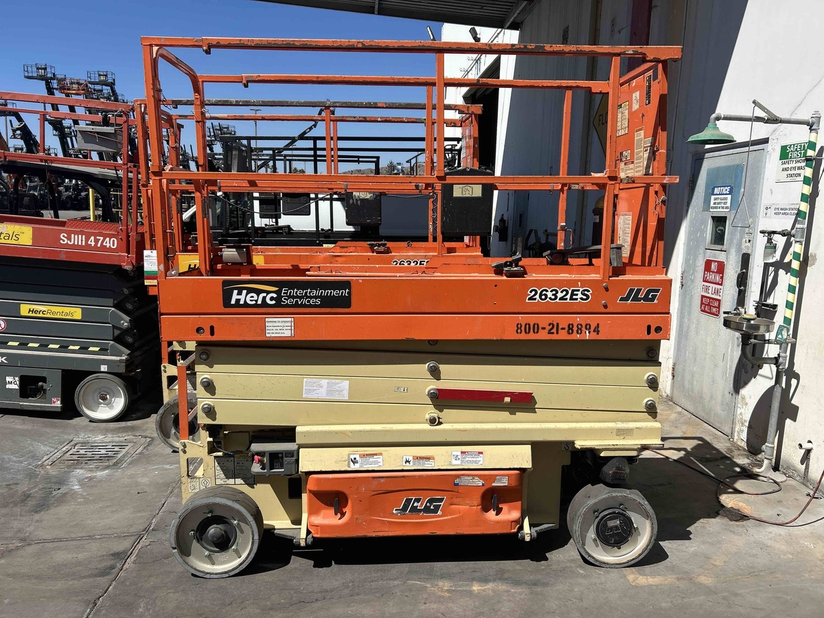 2018 JLG 2632ES-2