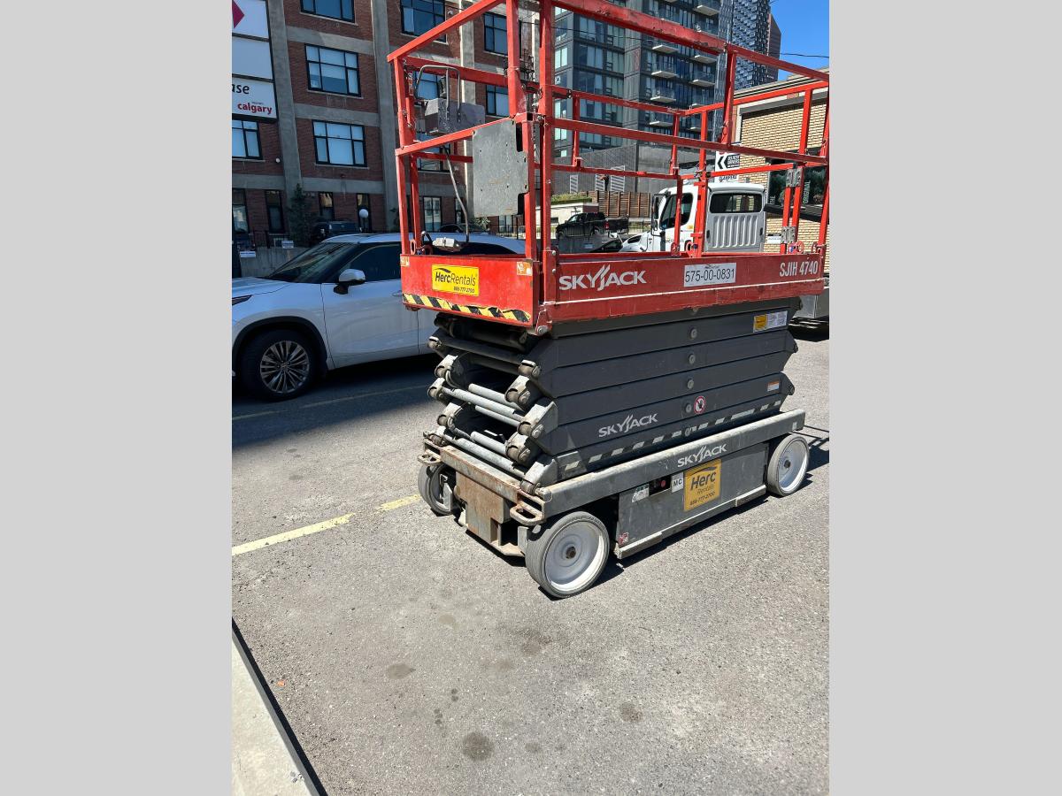 2018 Skyjack SJ4740-2