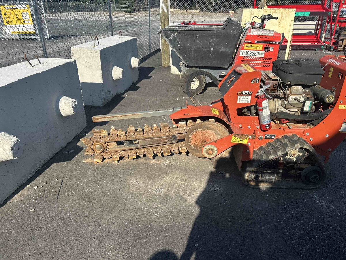 2021 Ditch Witch C16X-2