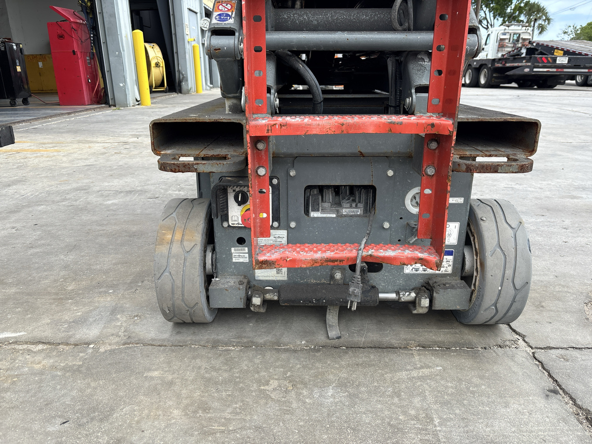 2021 Skyjack SJ3219-6