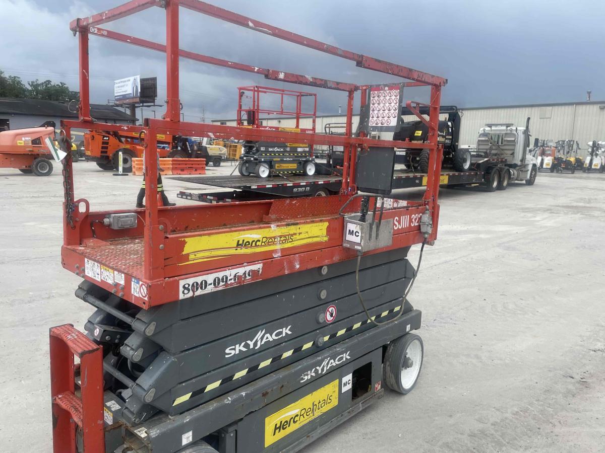 2016 Skyjack SJ3226-4