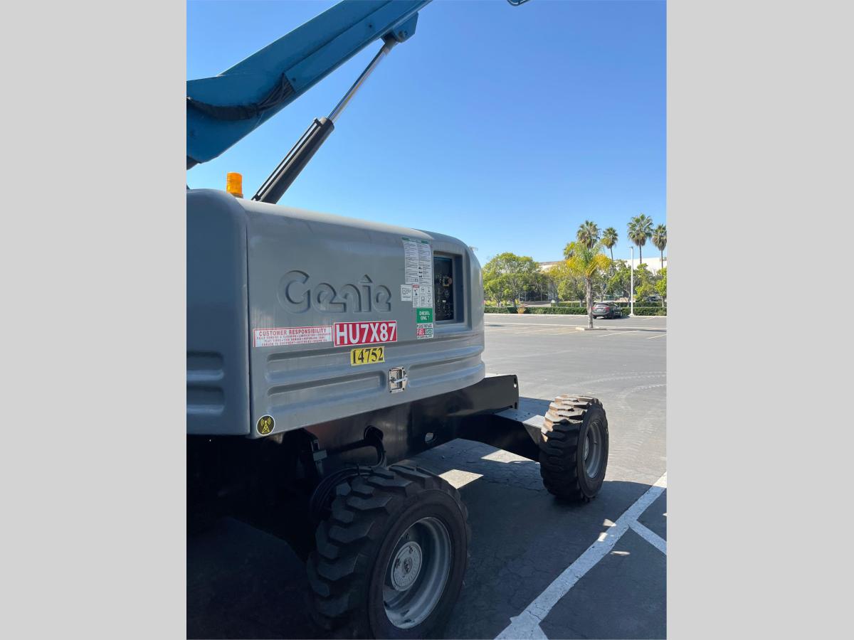 2008 Genie S-40