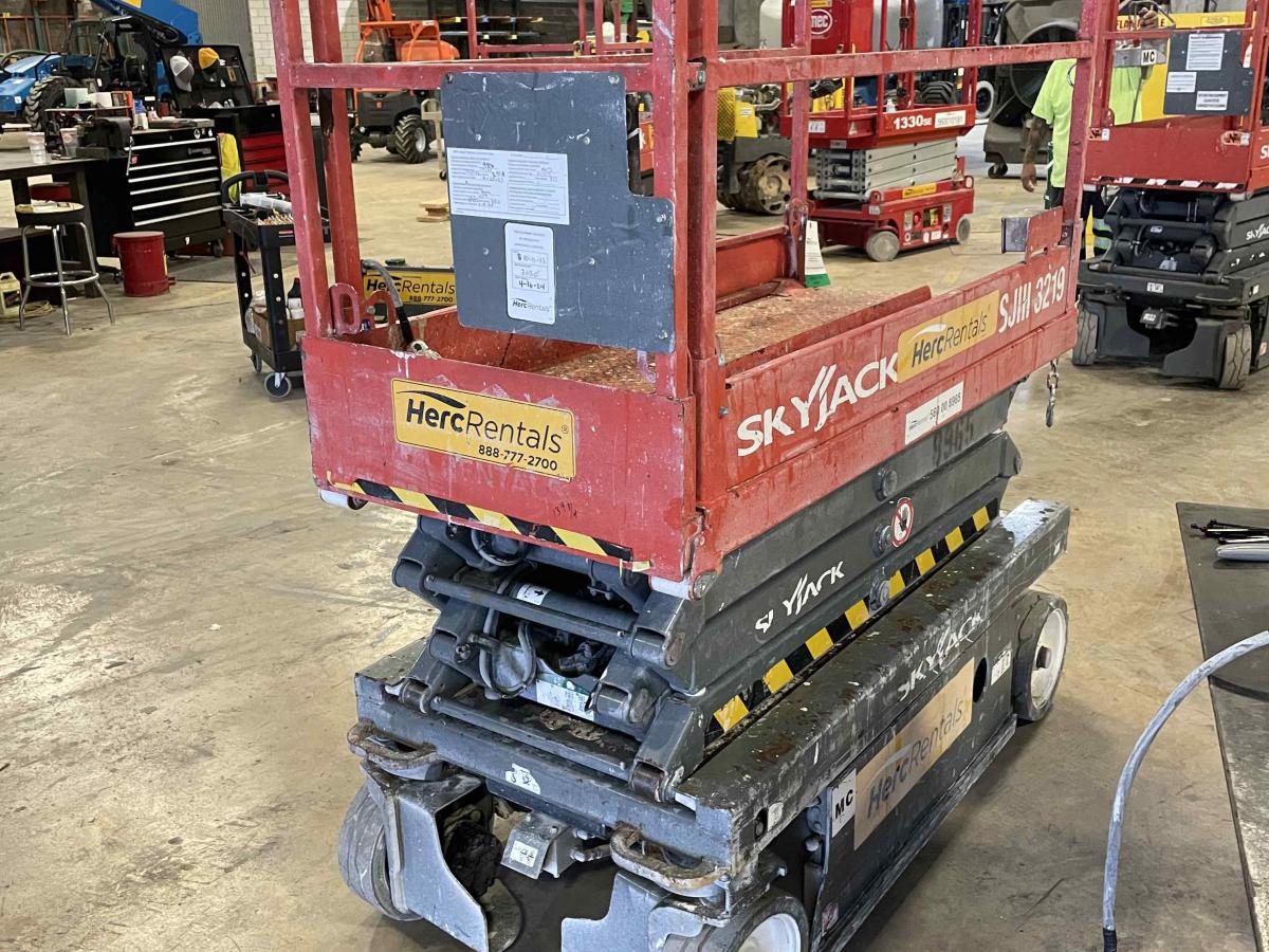 2017 Skyjack SJ3219