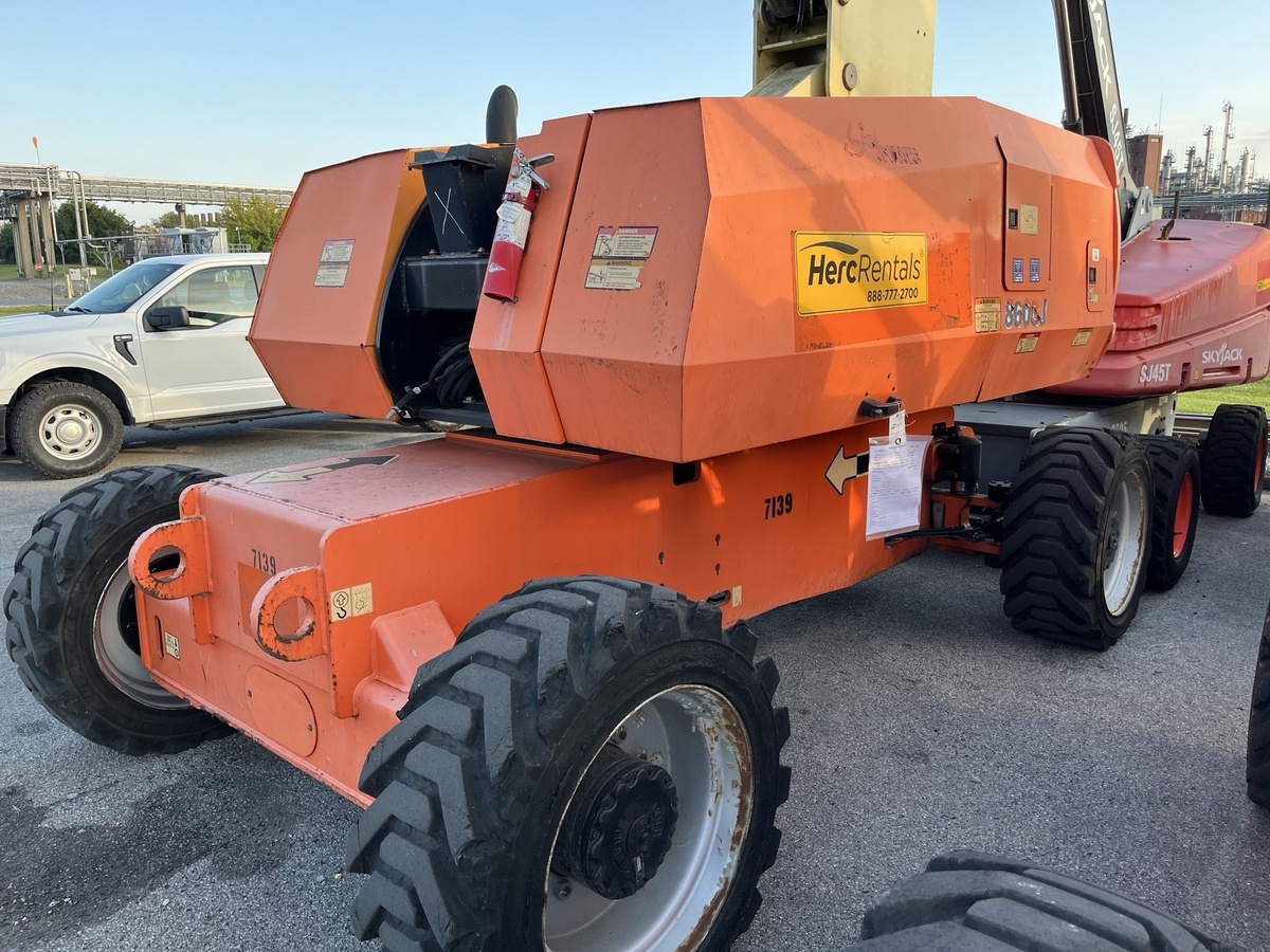 2015 JLG 860SJ
