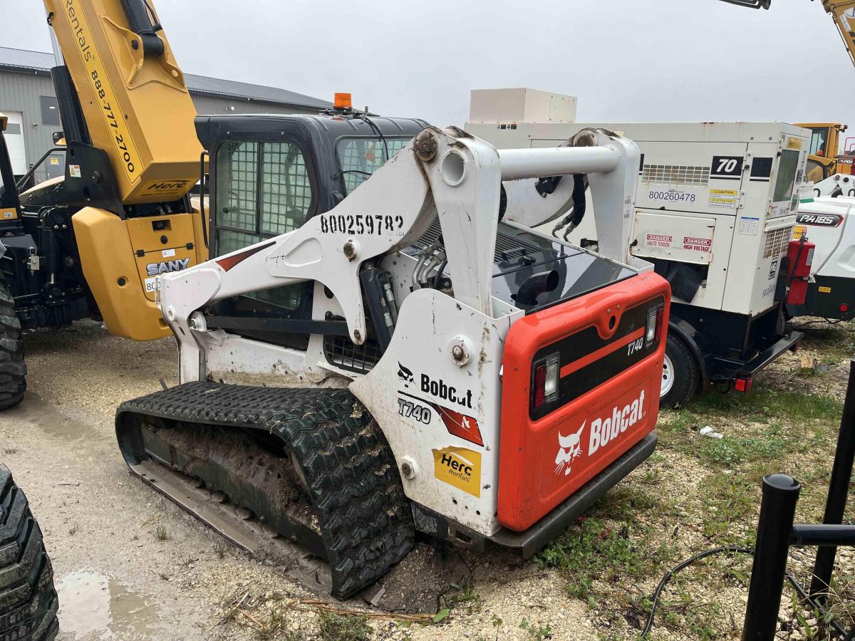 2019 Bobcat T740-3