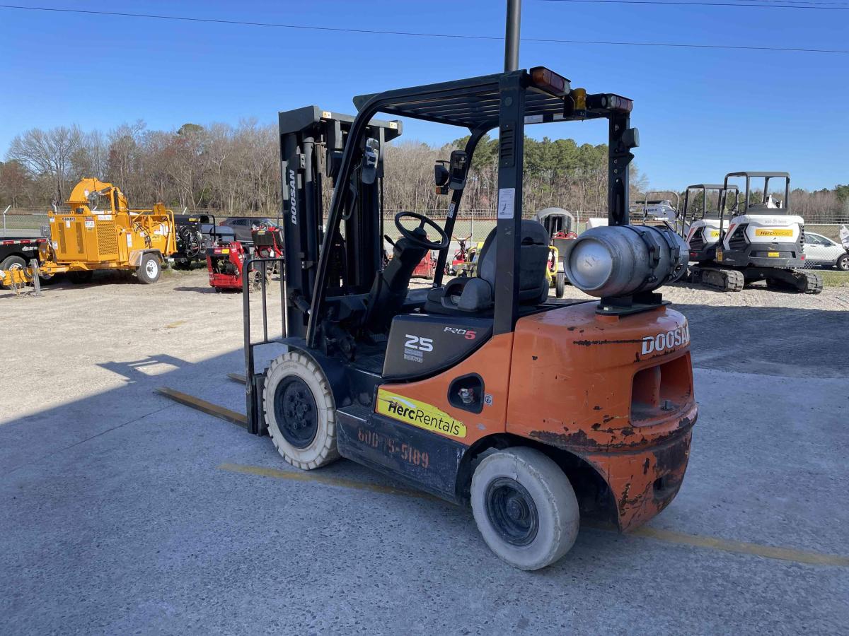 2017 Doosan G25P-5