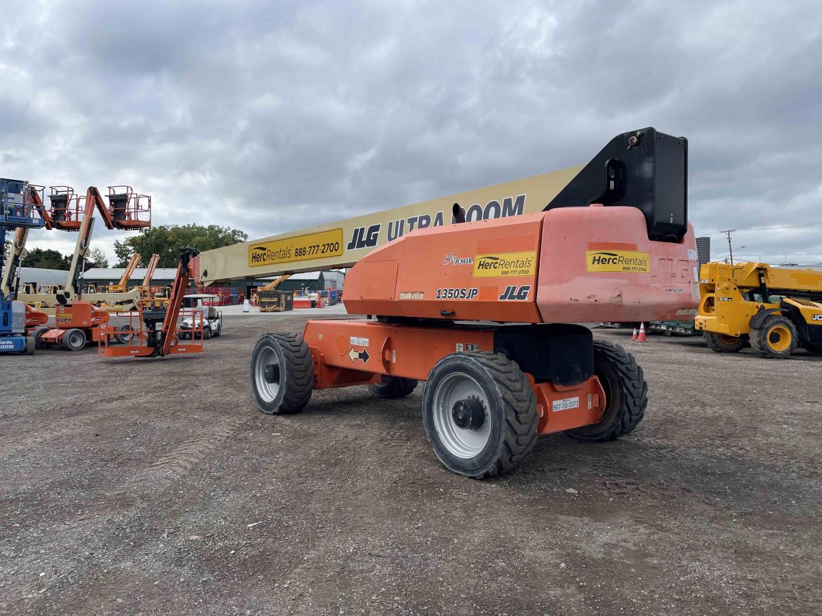 2015 JLG 1350SJP