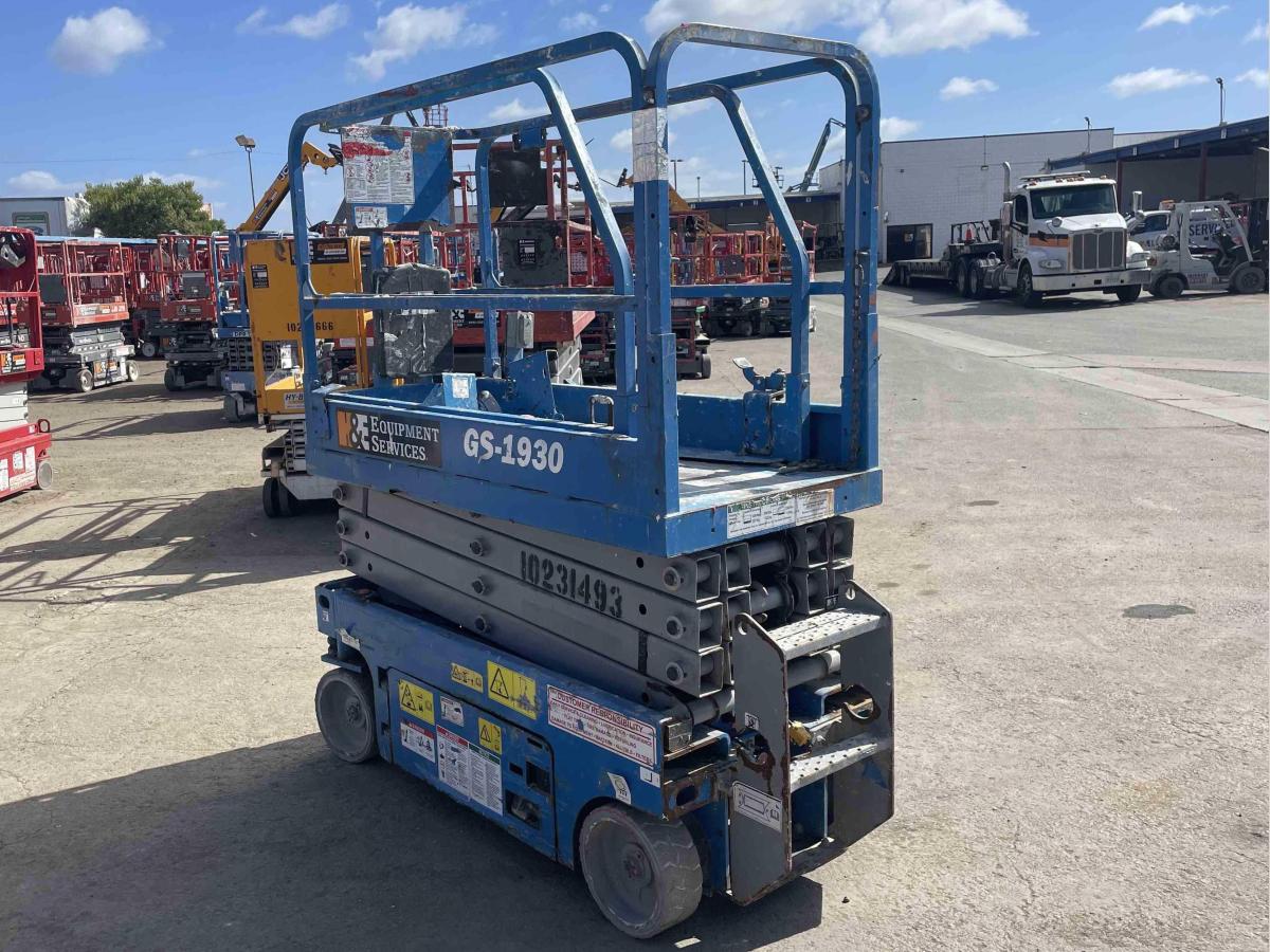 2017 Genie GS-1930