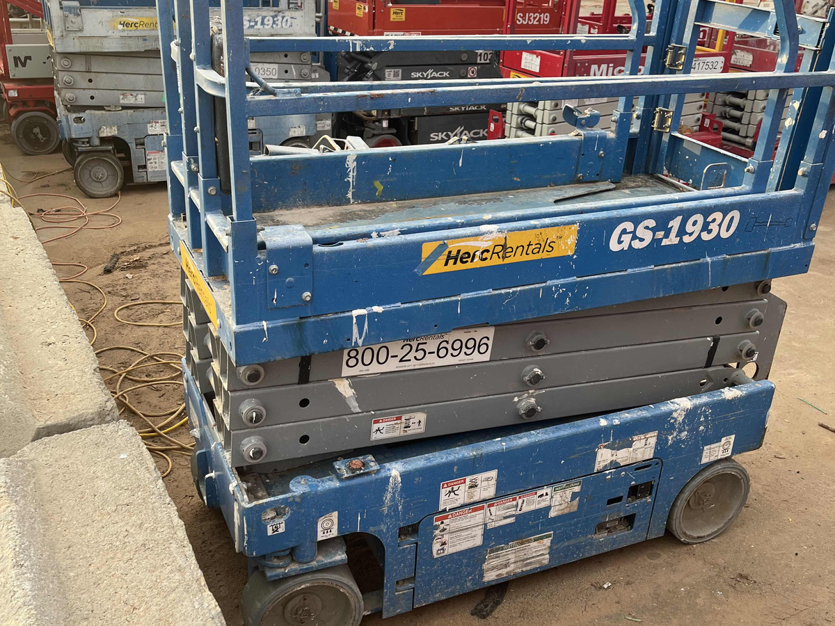 2019 Genie GS-1930-4