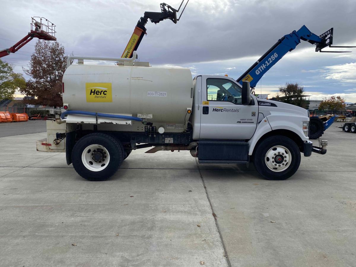 2016 Ford F750