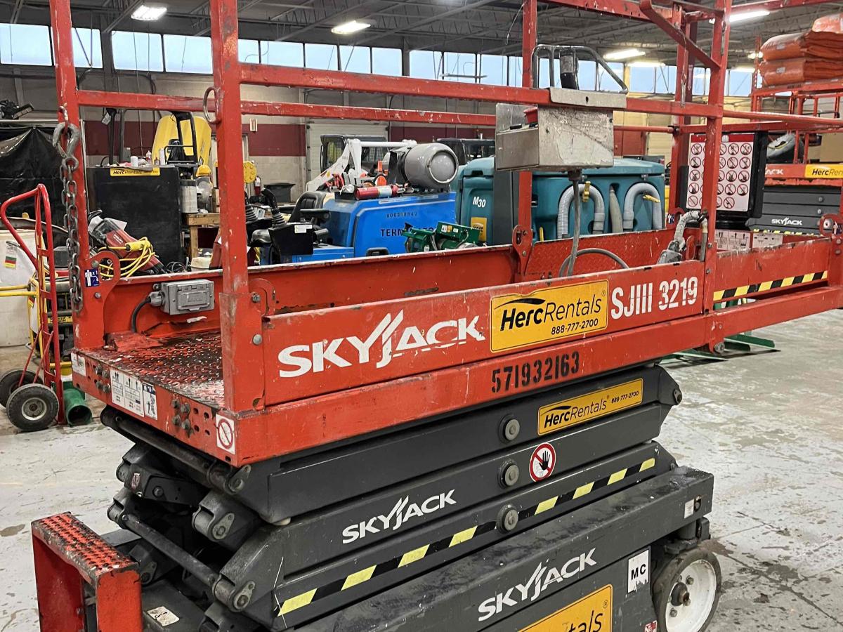 2016 Skyjack SJ3219