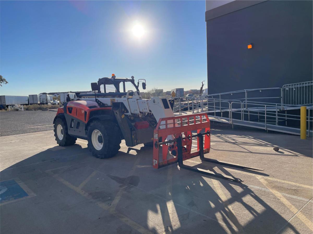 2021 Snorkel SR1054