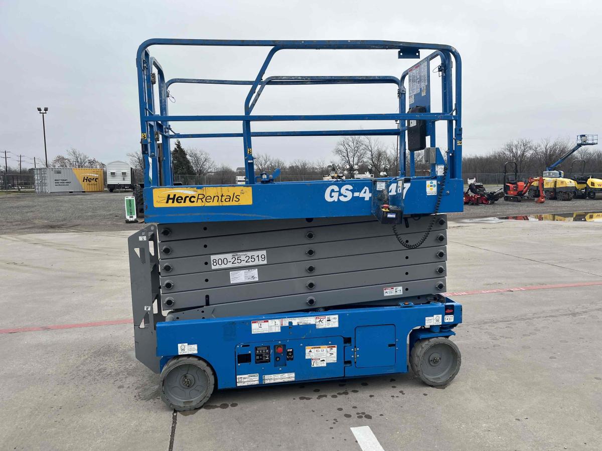 2019 Genie GS-4047